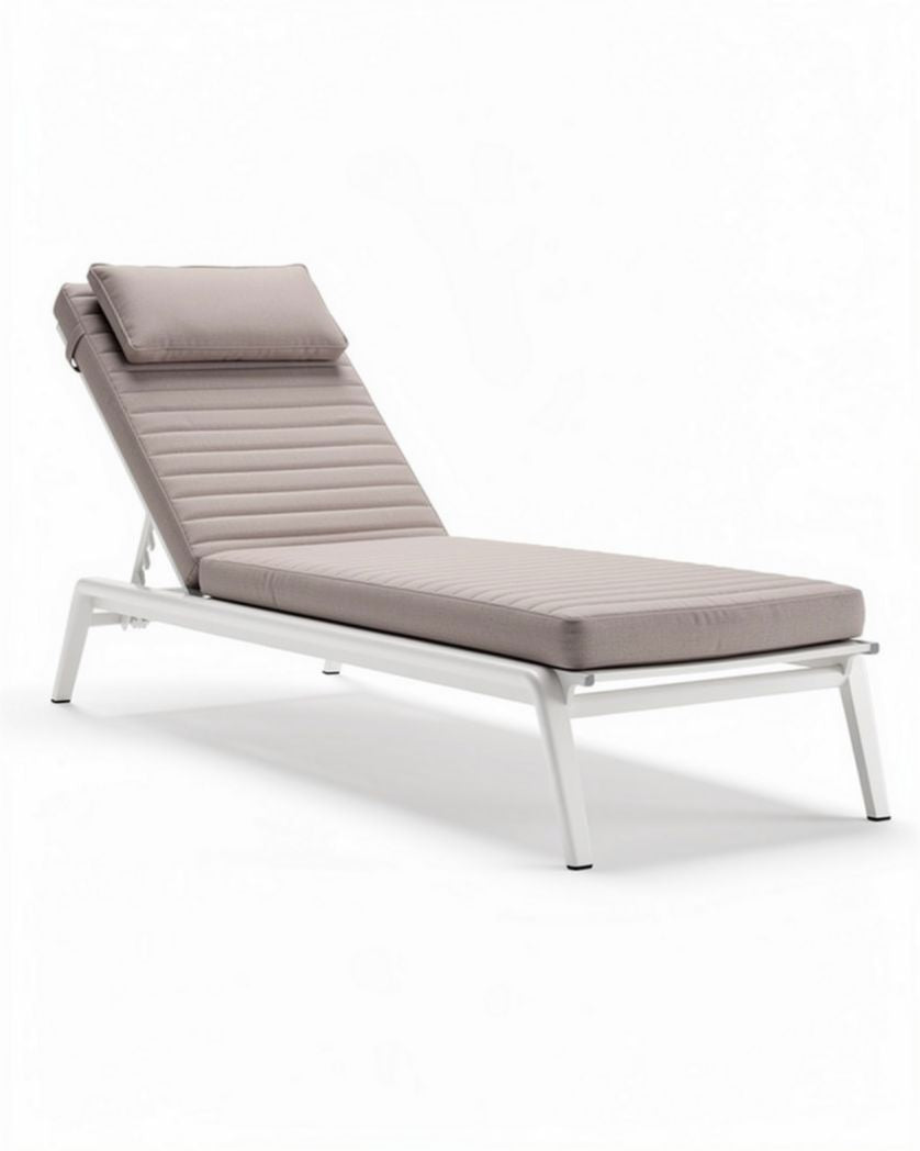 Ligbed met verstelbare rugleuning en kussens in lichtgrijs 190 x 60 x 40cm